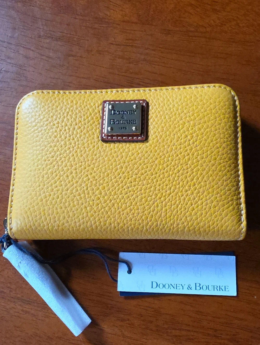 Dooney & Bourke Pebbled Leather Medium Zip Wallet
